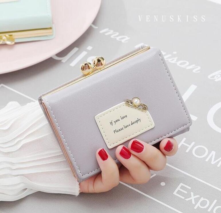 時尚優雅珍珠別針飾金屬板夾扣短夾錢包-VKS254-包包